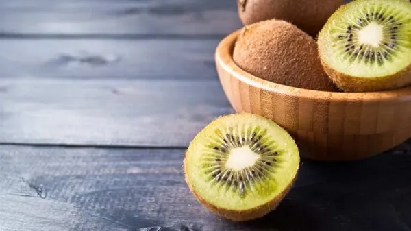 can you feed kiwifruit to your pets